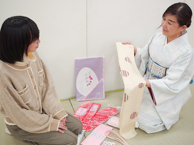 授業の流れ・体型補正～長襦袢