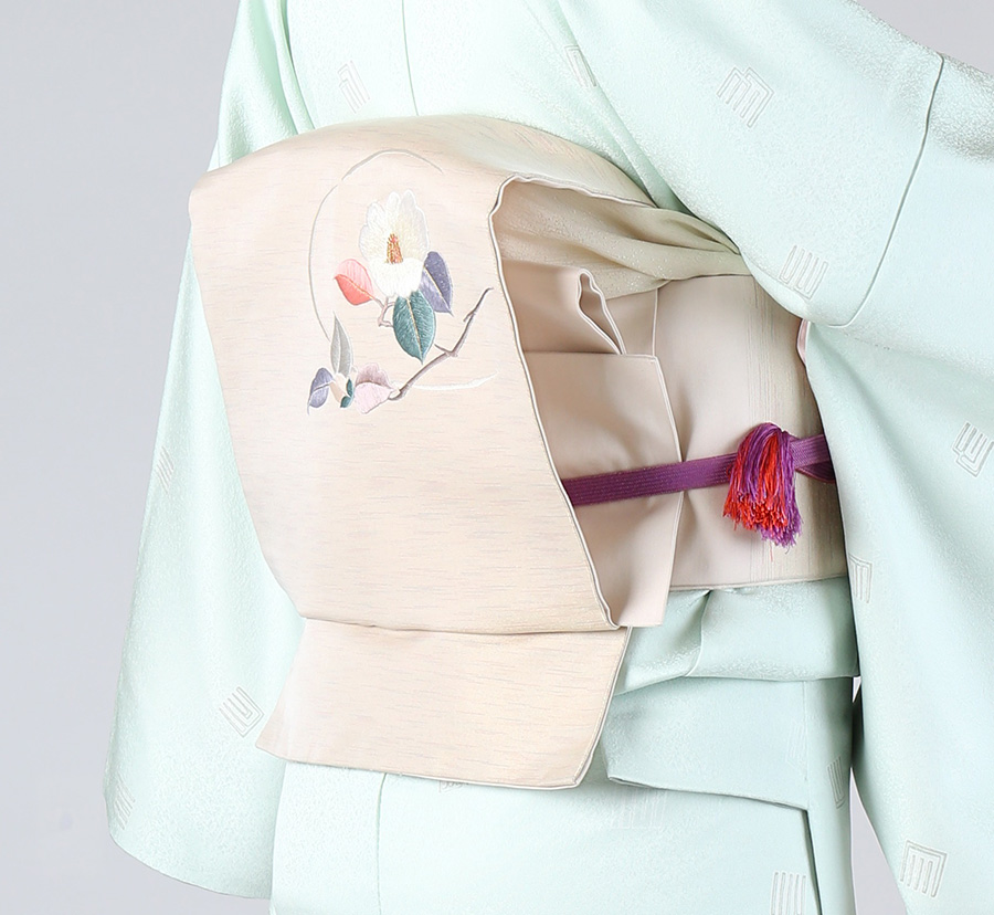 着物に名古屋帯