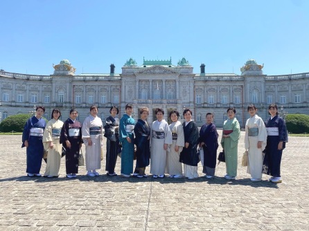 青いとり池袋校